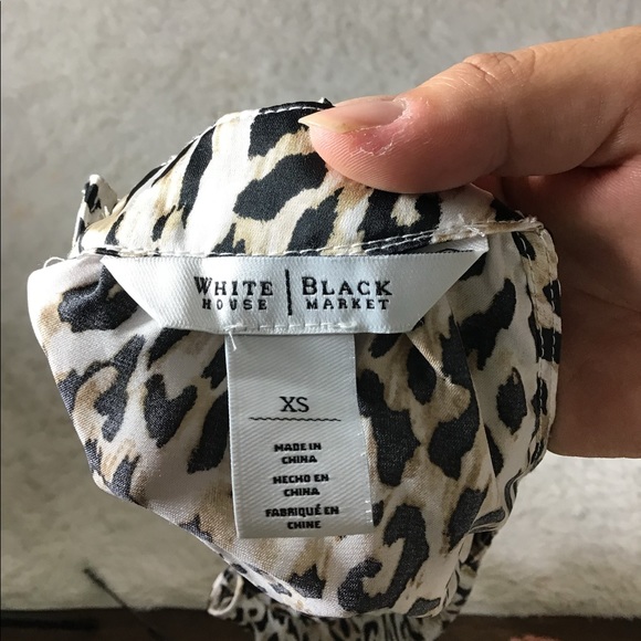 White House Black Market Keyhole Petite Blouse - Picture 6 of 7